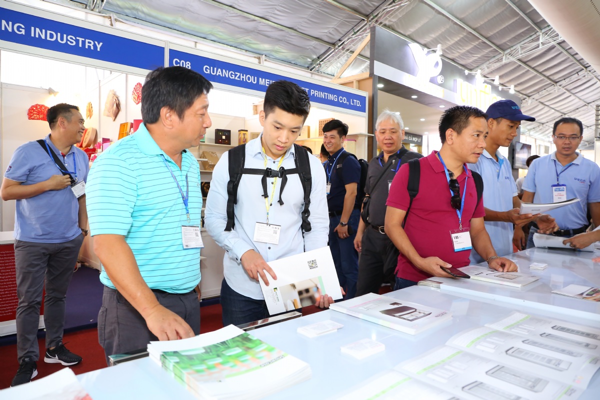 偉佳展覽.jpg 偉佳展覽.jpg